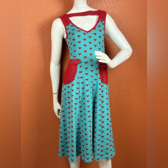 Voodoo Vixen Heart Patterned Dress with Red Accents Size Small.  E73 - Picture 8 of 17